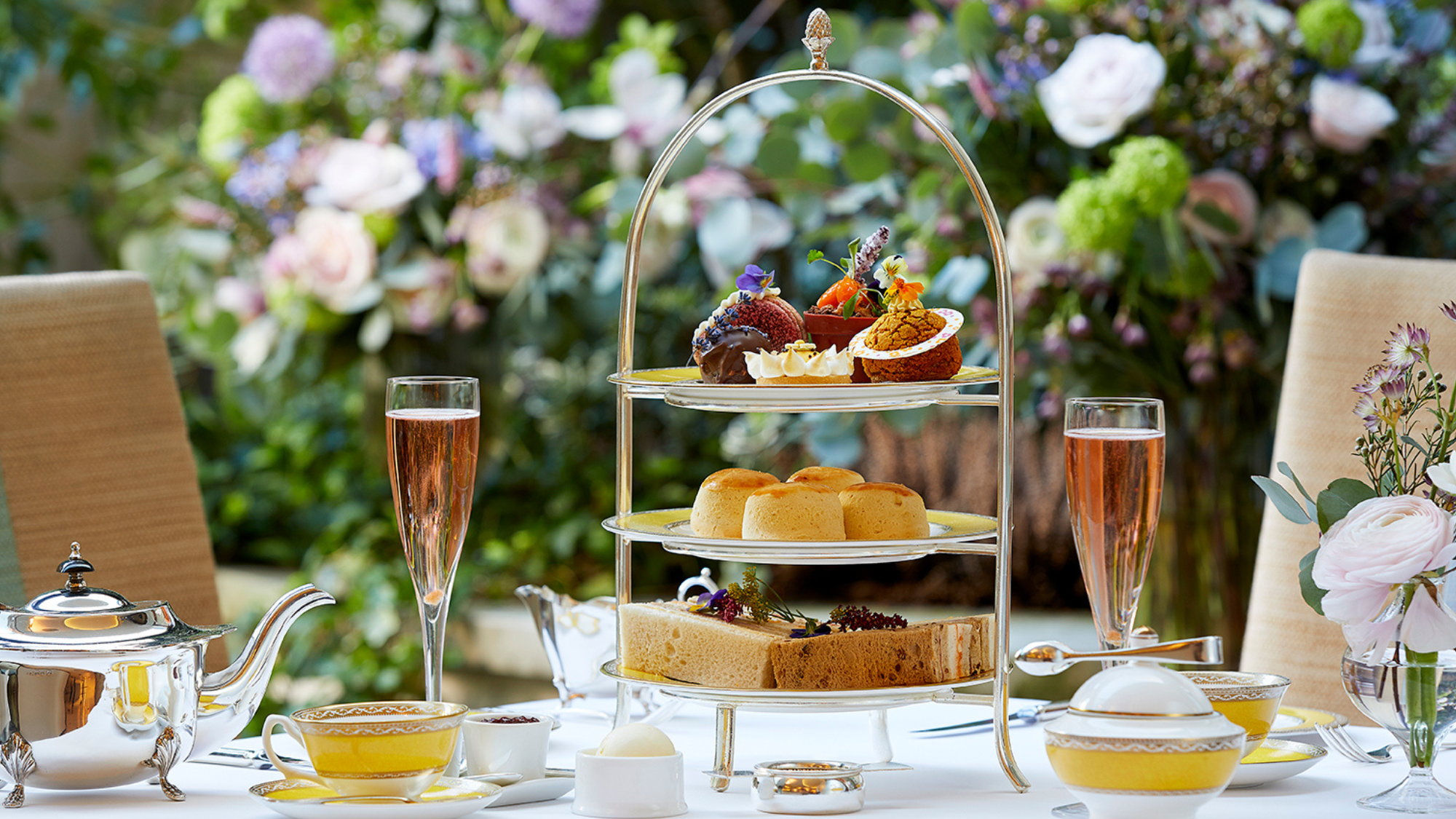 chelsea-flower-show-floral-teas