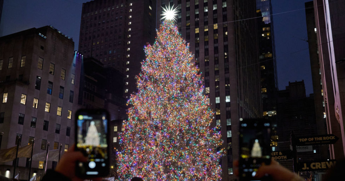 rockefeller-center-christmas-trees