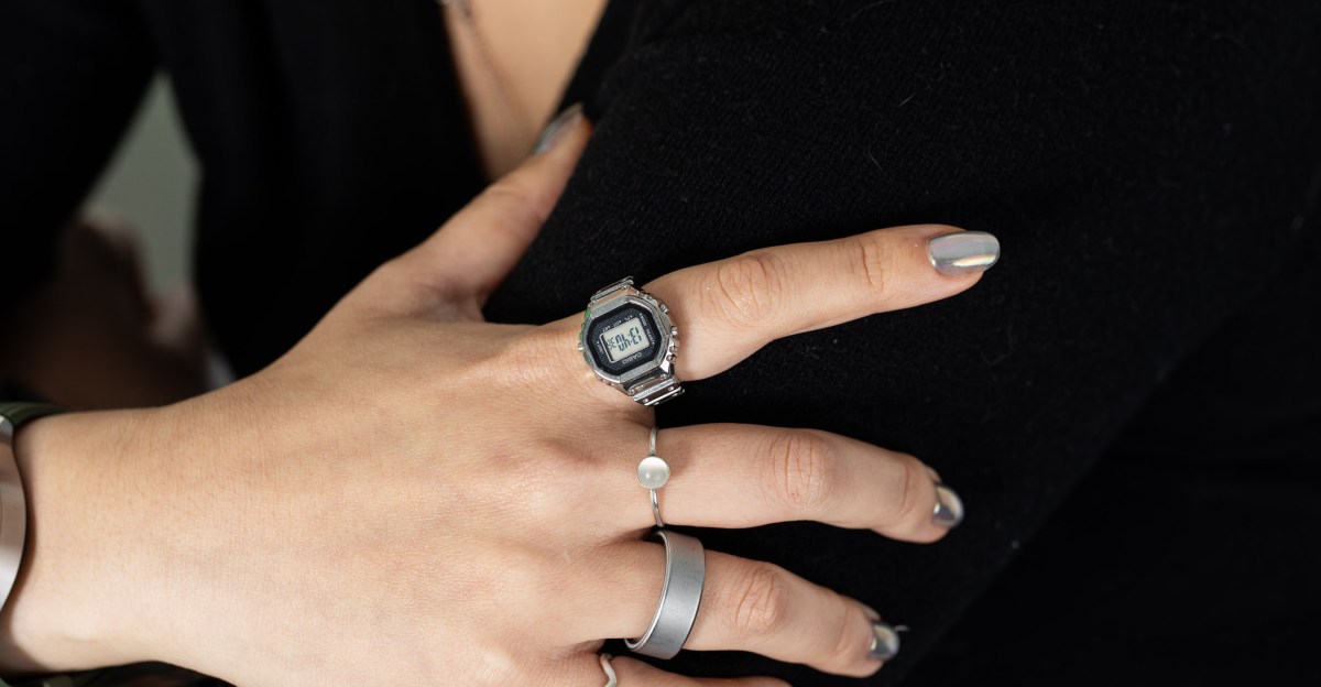 casio-ring-watch-quirky-design