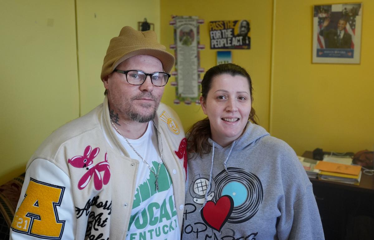 homelessness-louisville-couple-advocacy