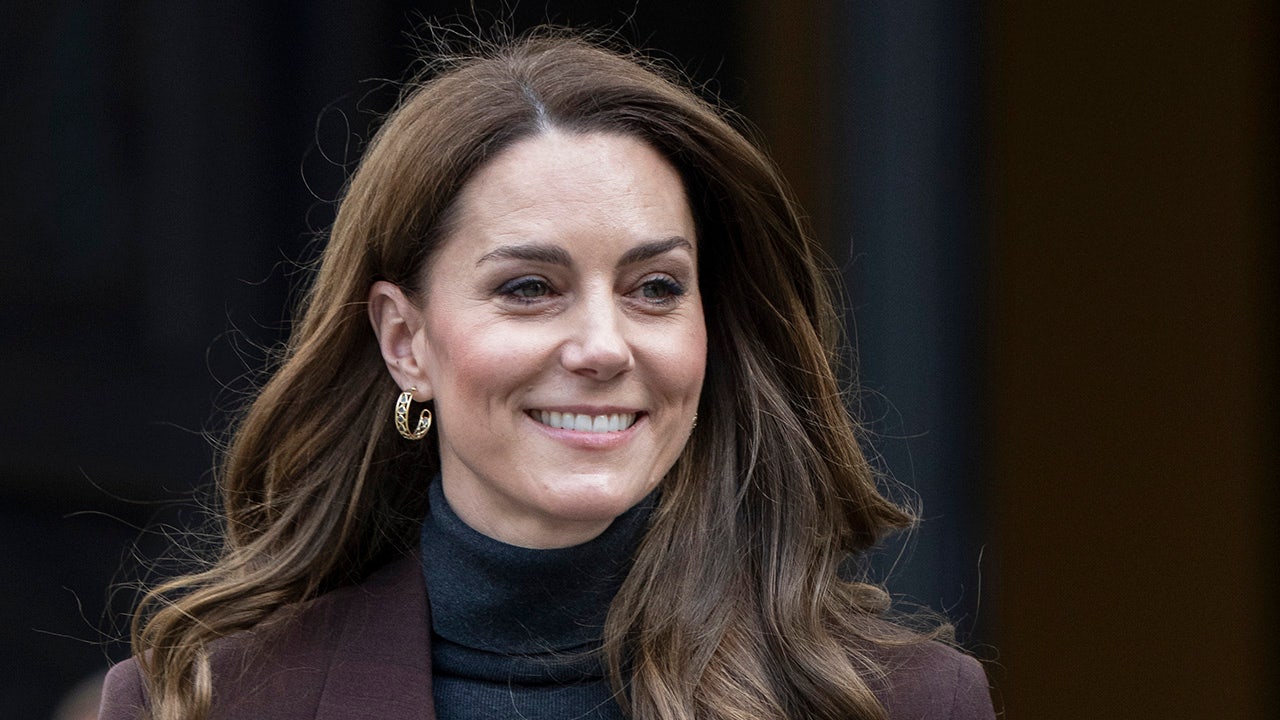 kate-middleton-fashion-policy