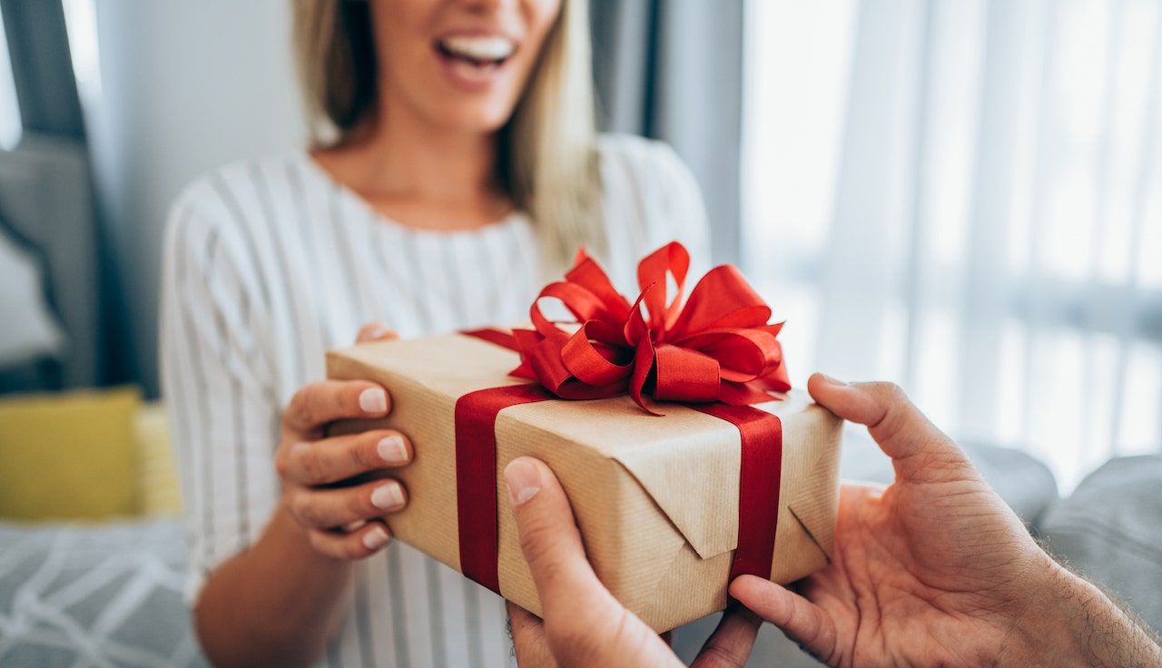 valentines-gifts-under-50