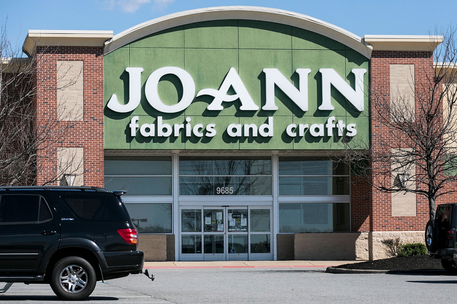 joann-crafting-store-closures